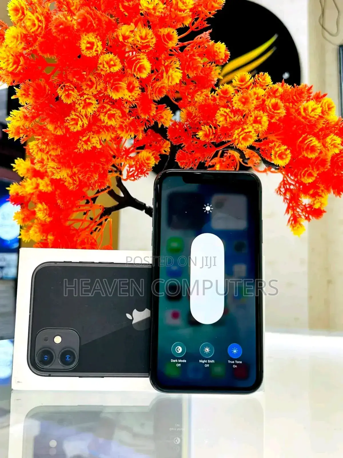 New Apple iPhone 11 128 GB Black