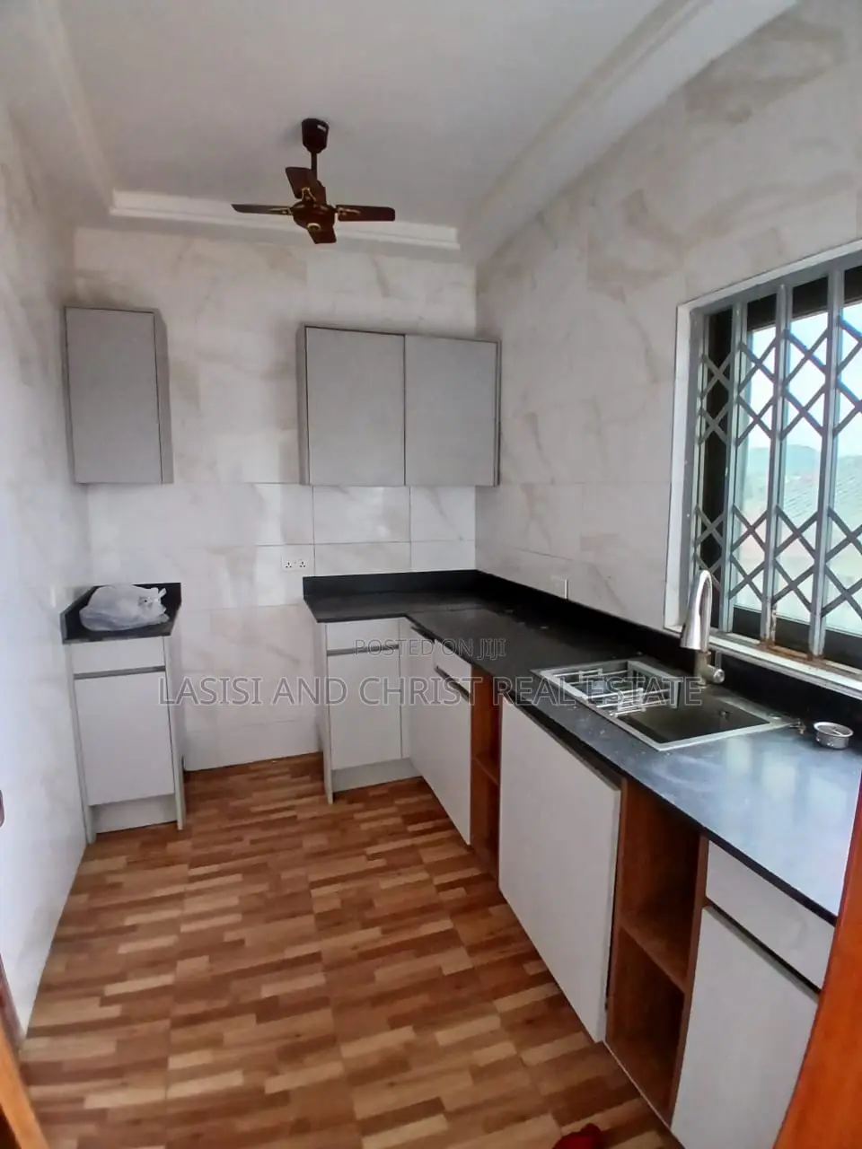 2bdrm Apartment in Lasisi And Christ, Amasaman for rent