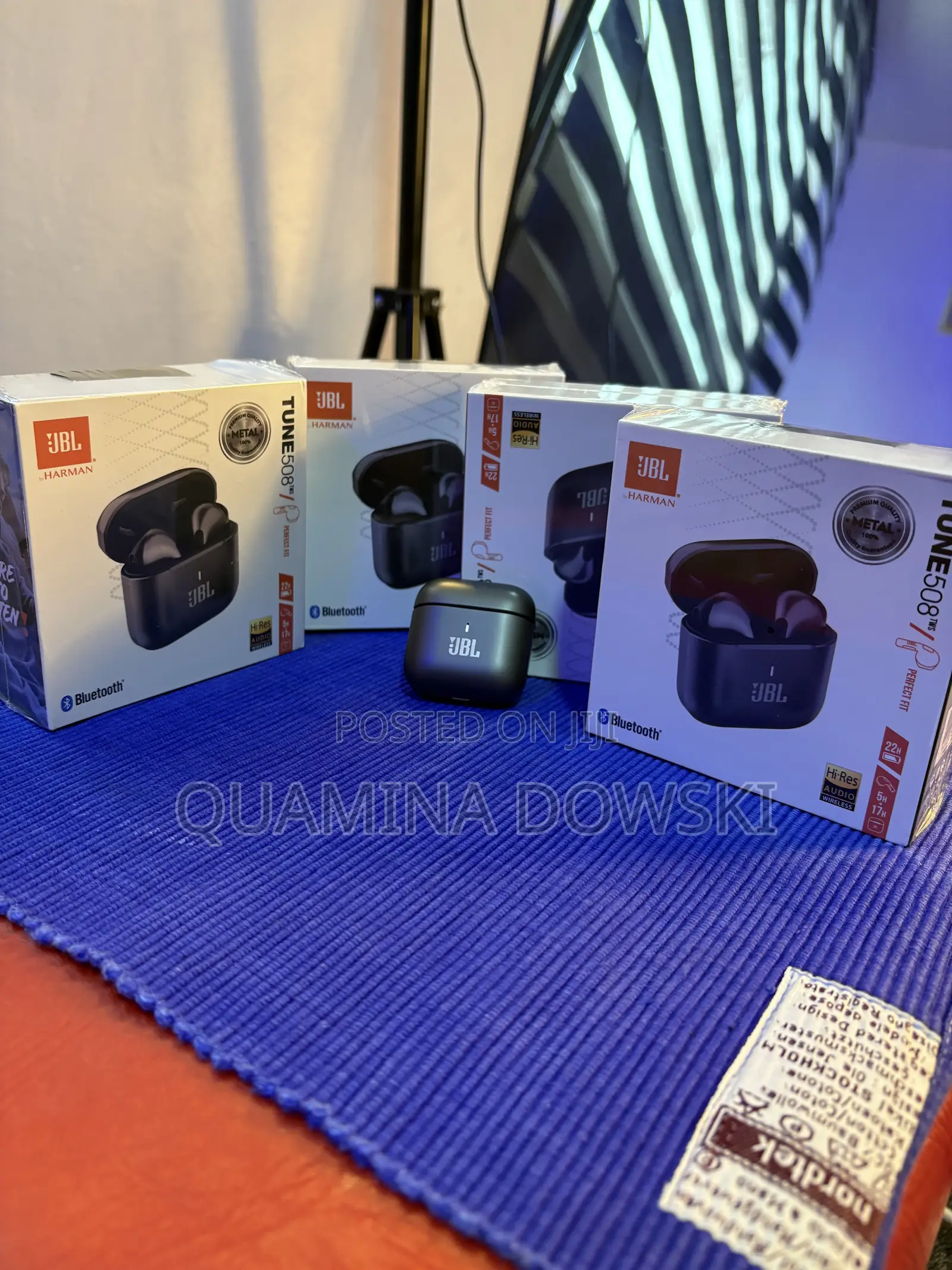 JBL Harman AirPods