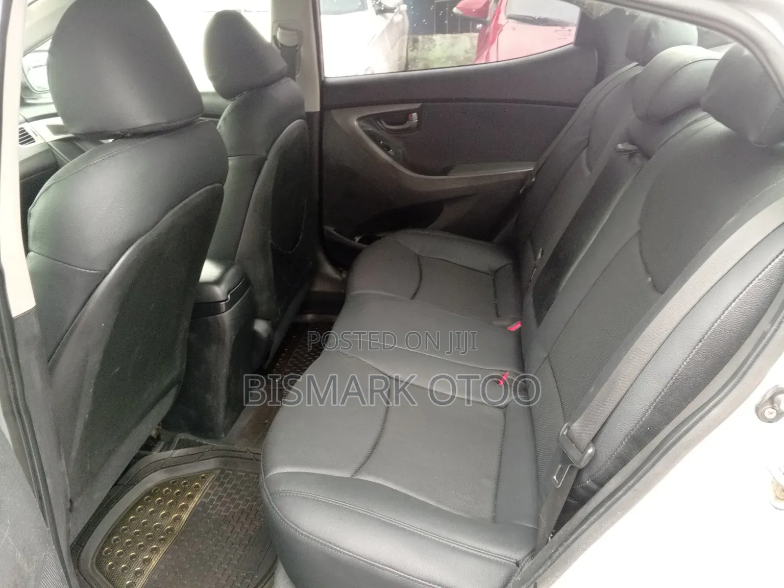 Hyundai Elantra SE 4dr Sedan (1.8L 4cyl 6A) 2014 Silver