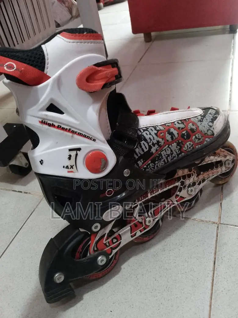Roller Blades Skating Shoe Size 39