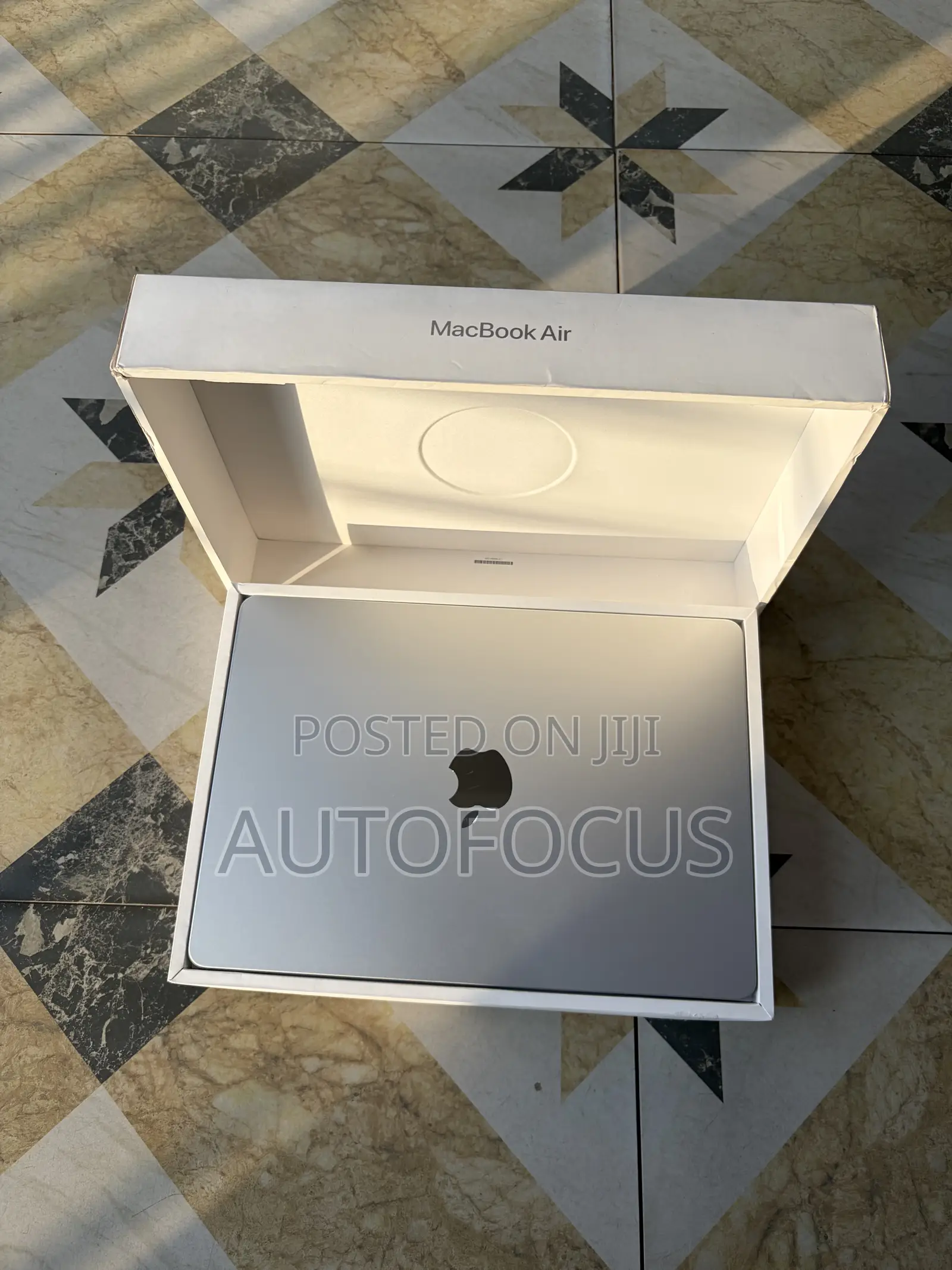 Laptop Apple MacBook Air 2026 M5 16GB Apple M5 SSD 512GB