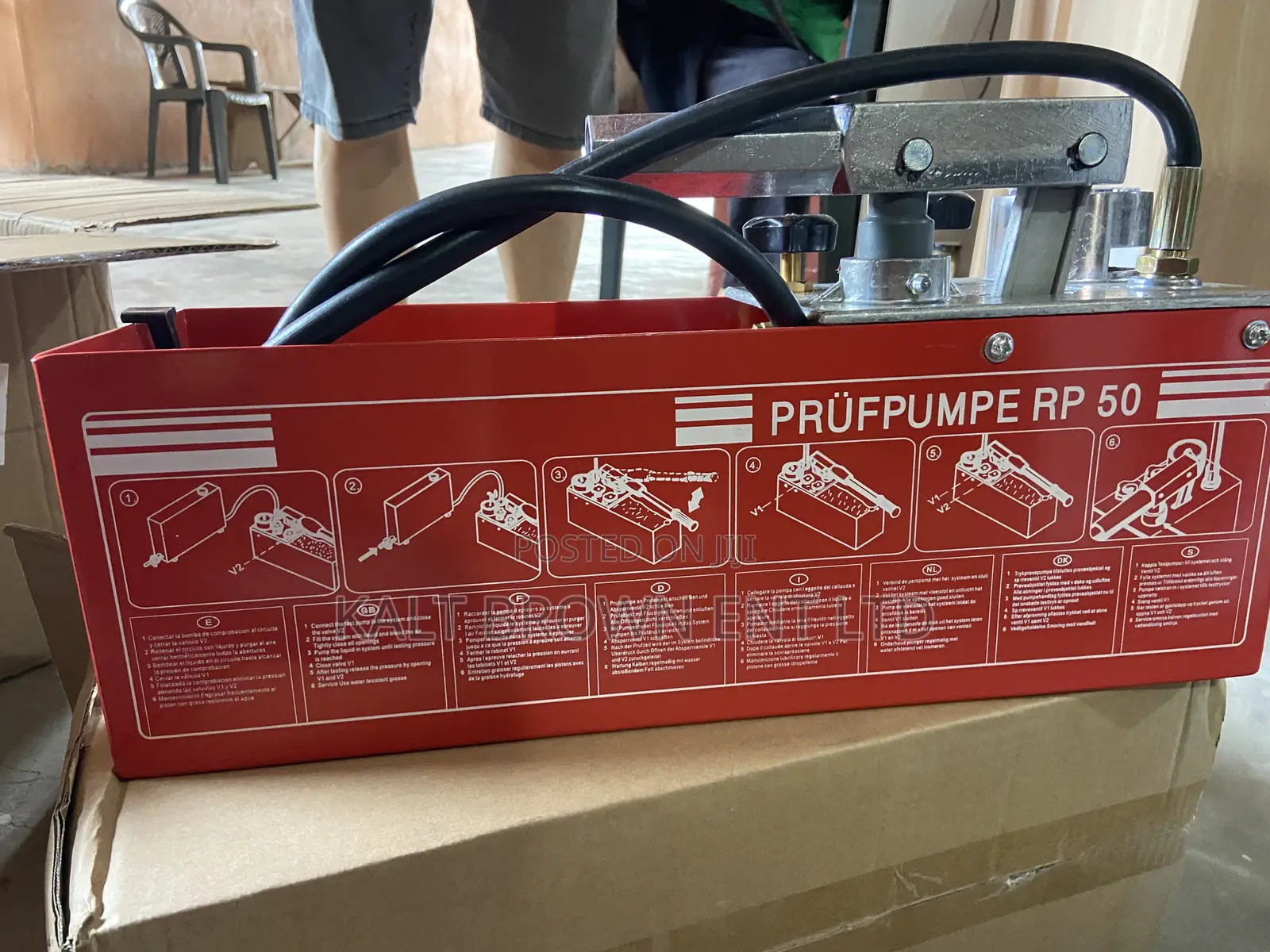 Manual Hydrostatic Pressure Test Pump 50 Bar – GF T-63 Plumbing Bucket