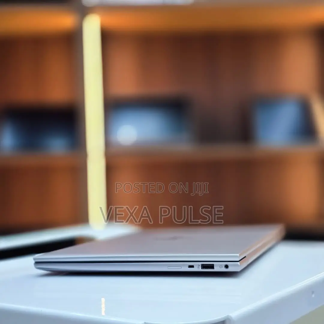 Laptop HP ZBook Firefly 14 G11 16GB Intel Core Ultra 7 SSD 512GB