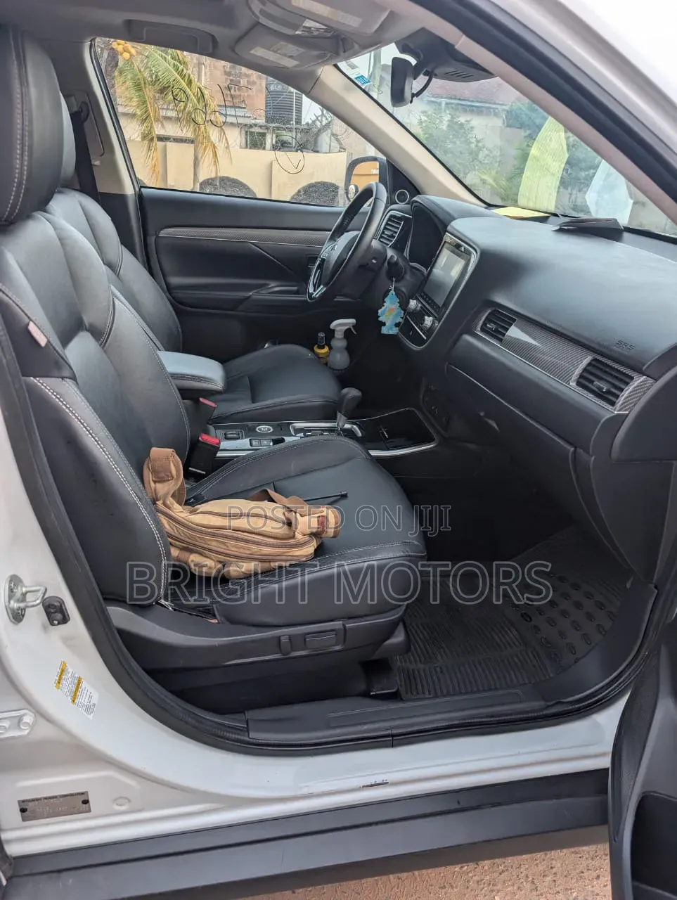 Mitsubishi Outlander SEL FWD 2020 White