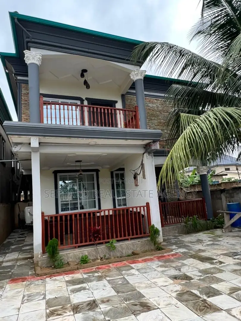 5bdrm Duplex in Sefdard Properties, Ablekuma for sale