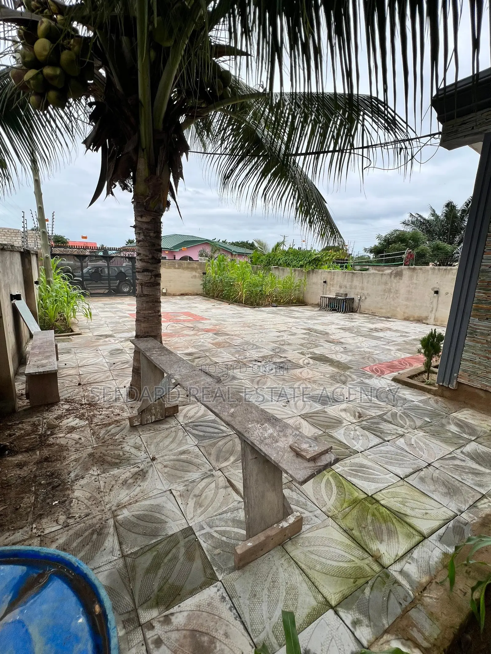 5bdrm Duplex in Sefdard Properties, Ablekuma for sale