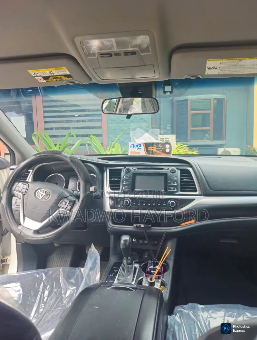 Toyota Highlander 2019 White