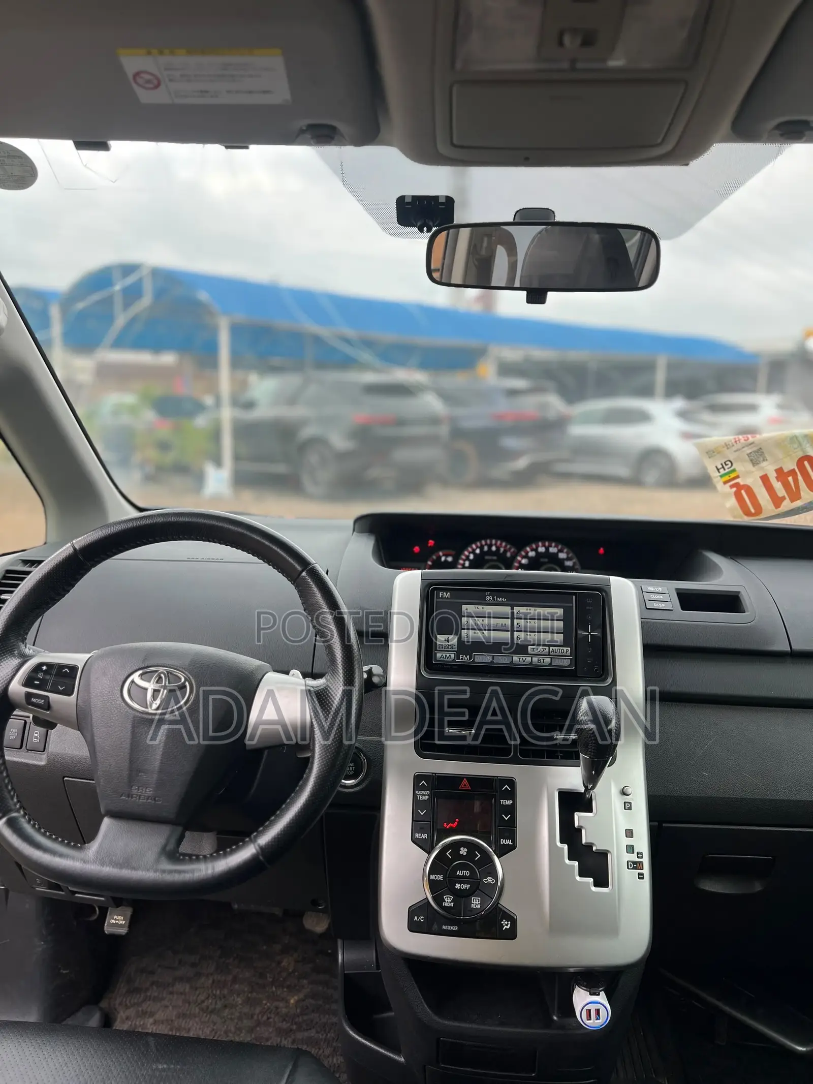 Toyota Voxy 2013 White