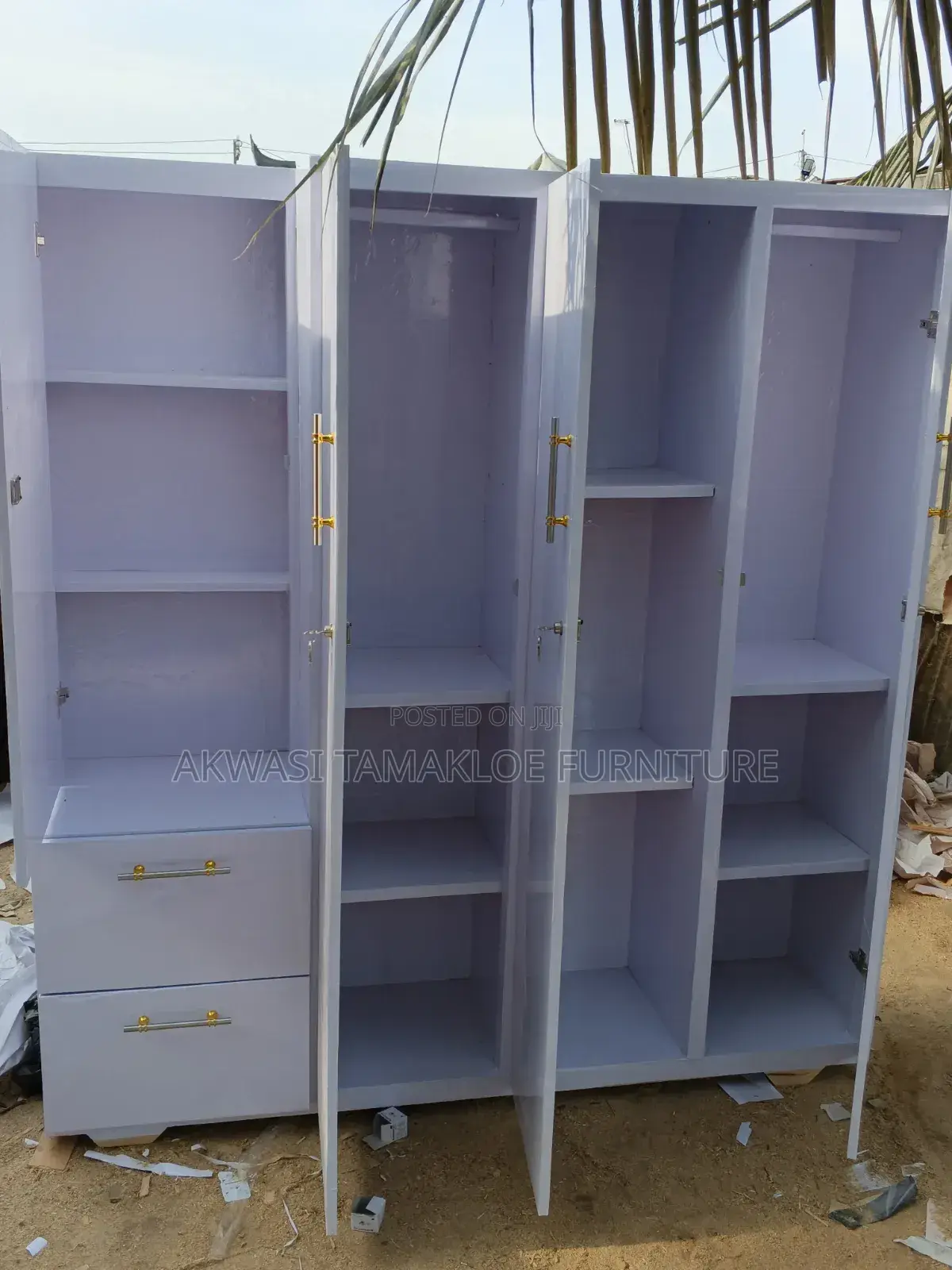 4 in One Wardrobe With Dresser