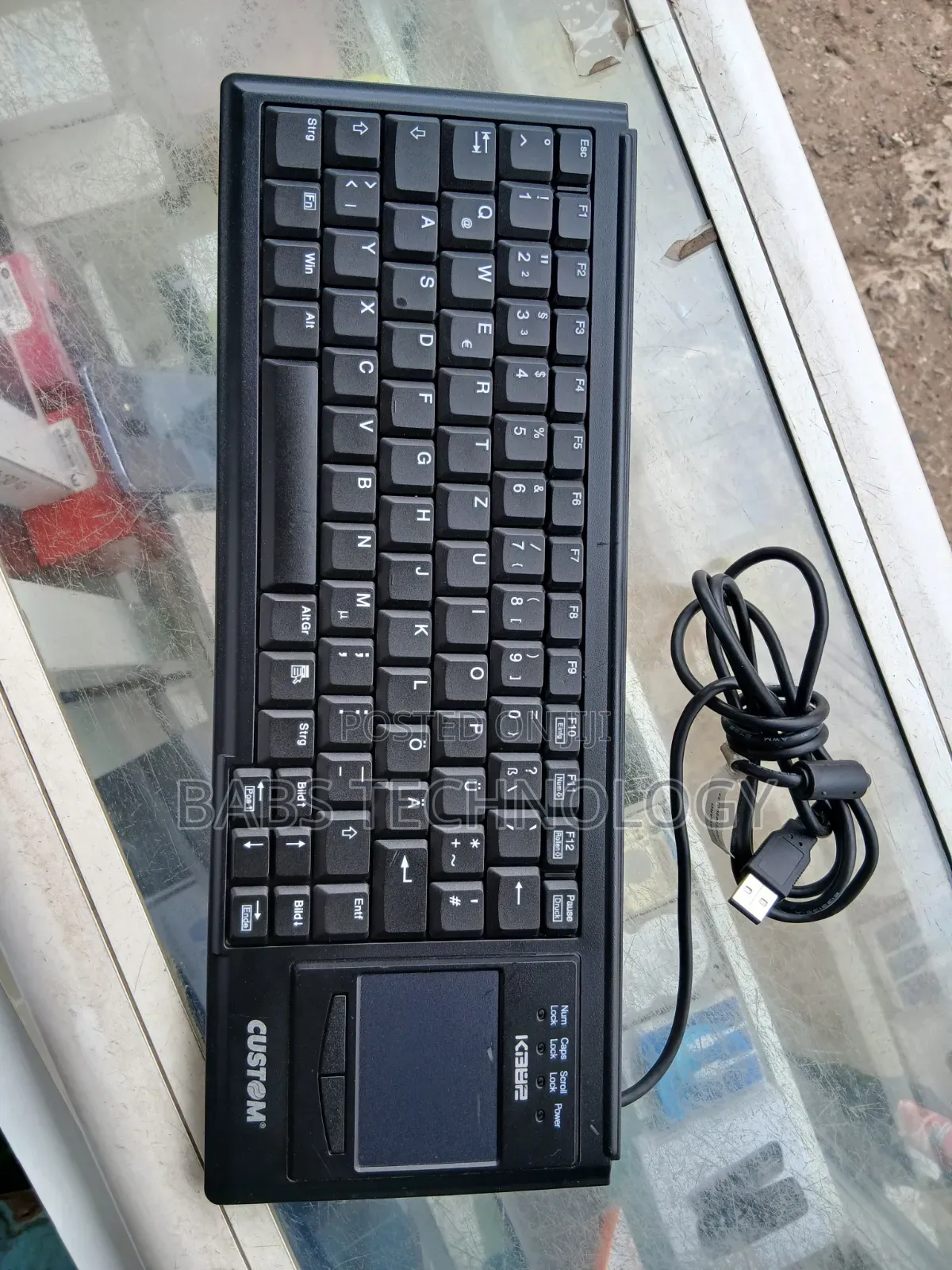 Custom Keyboard With Mousepad Conbined