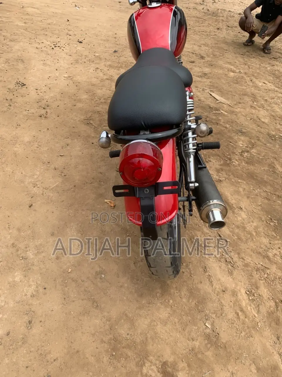Suzuki V-Strom 2022 Red