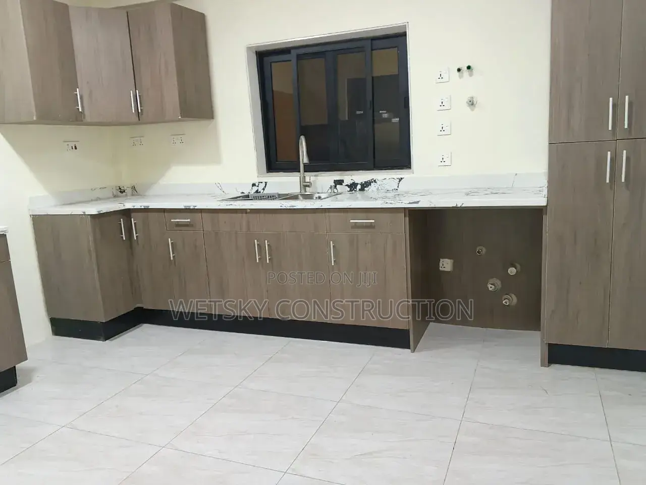 3bdrm Apartment in Lapaz, Hong Kong for rent