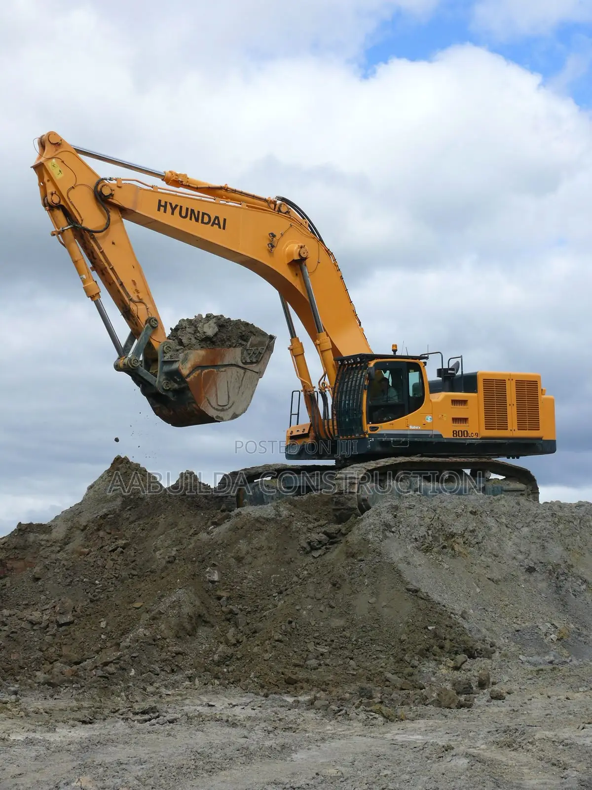 Excavator for Rent at Darkuman
