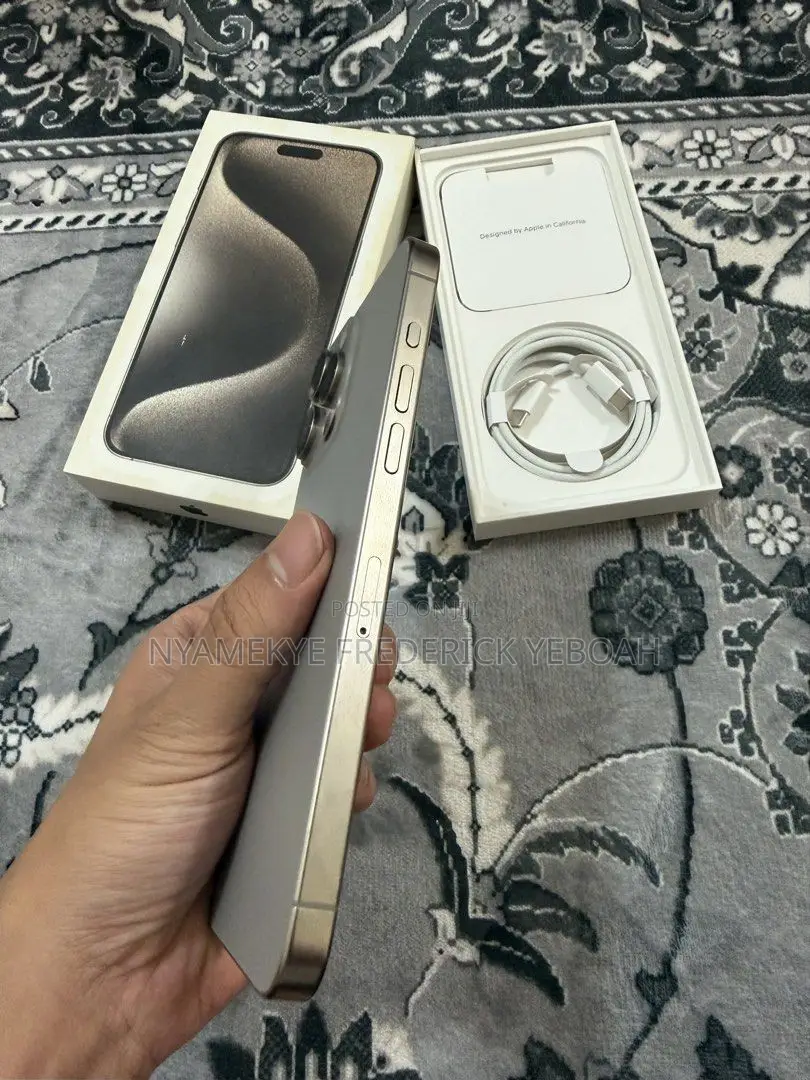 Apple iPhone 15 Pro Max 512 GB Gray