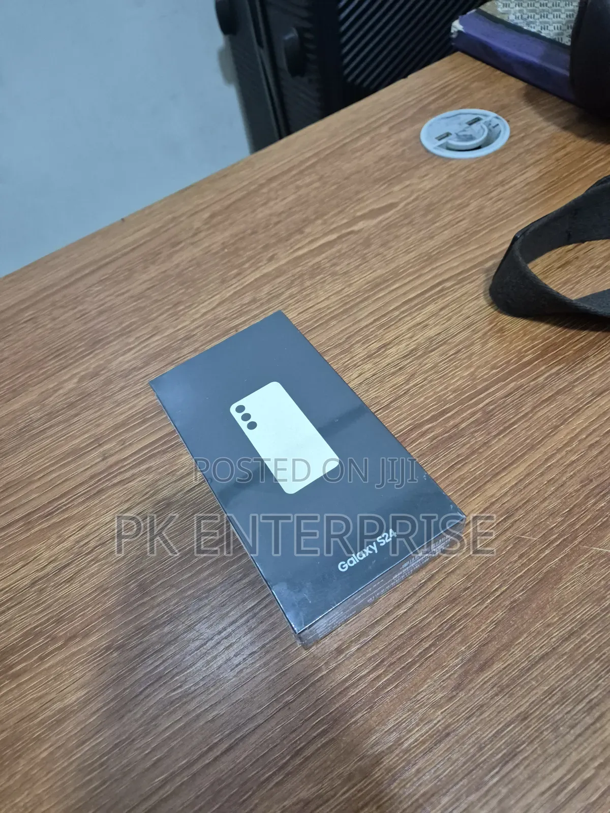 New Samsung Galaxy S24 256 GB