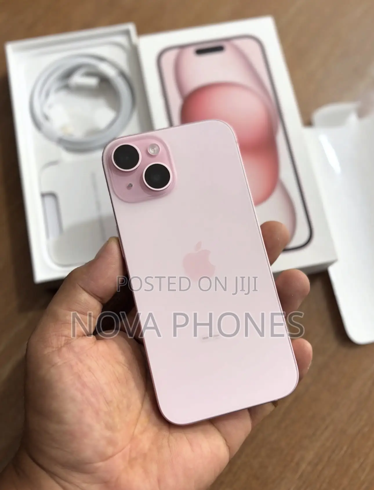 New Apple iPhone 15 128 GB Pink