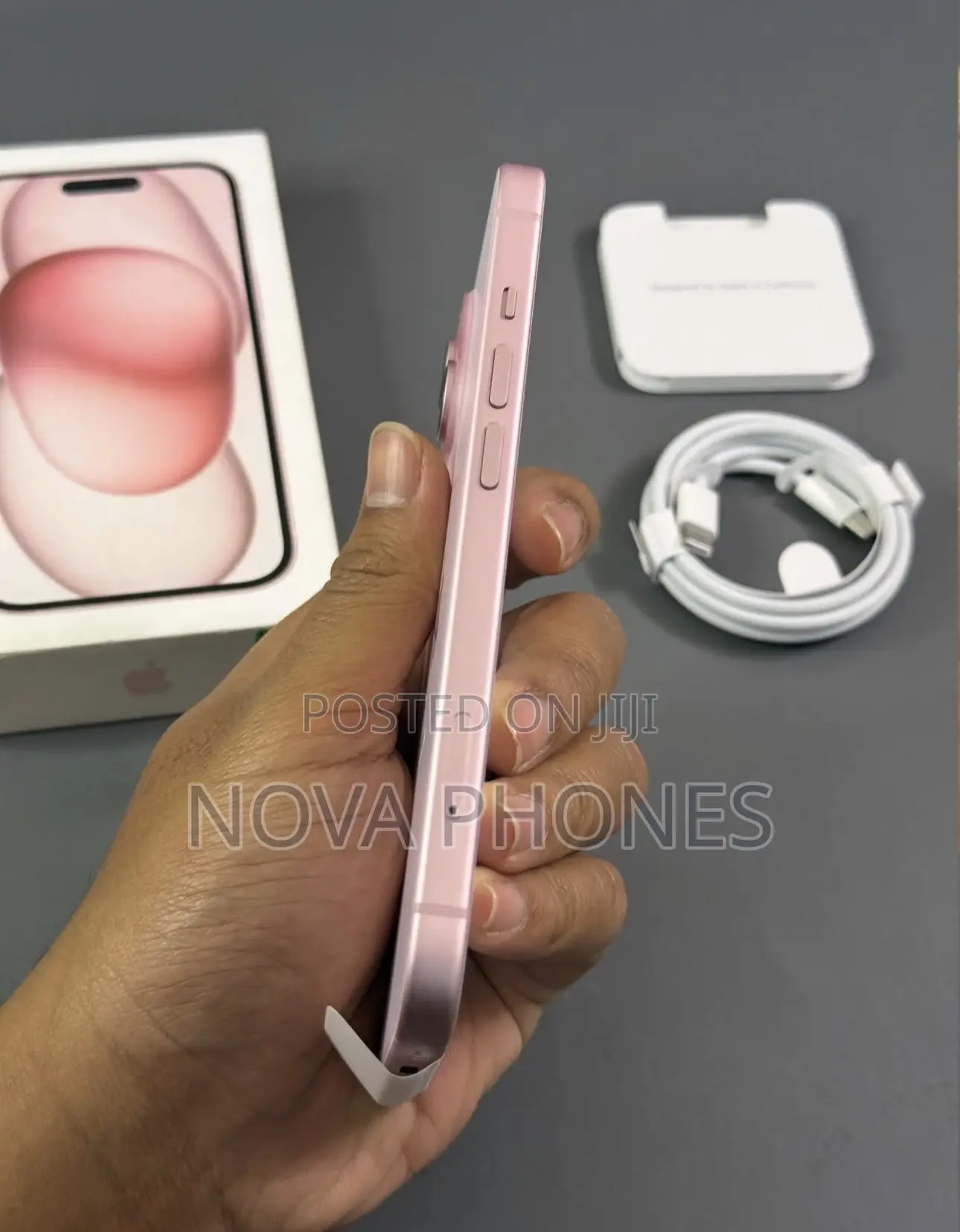 New Apple iPhone 15 128 GB Pink