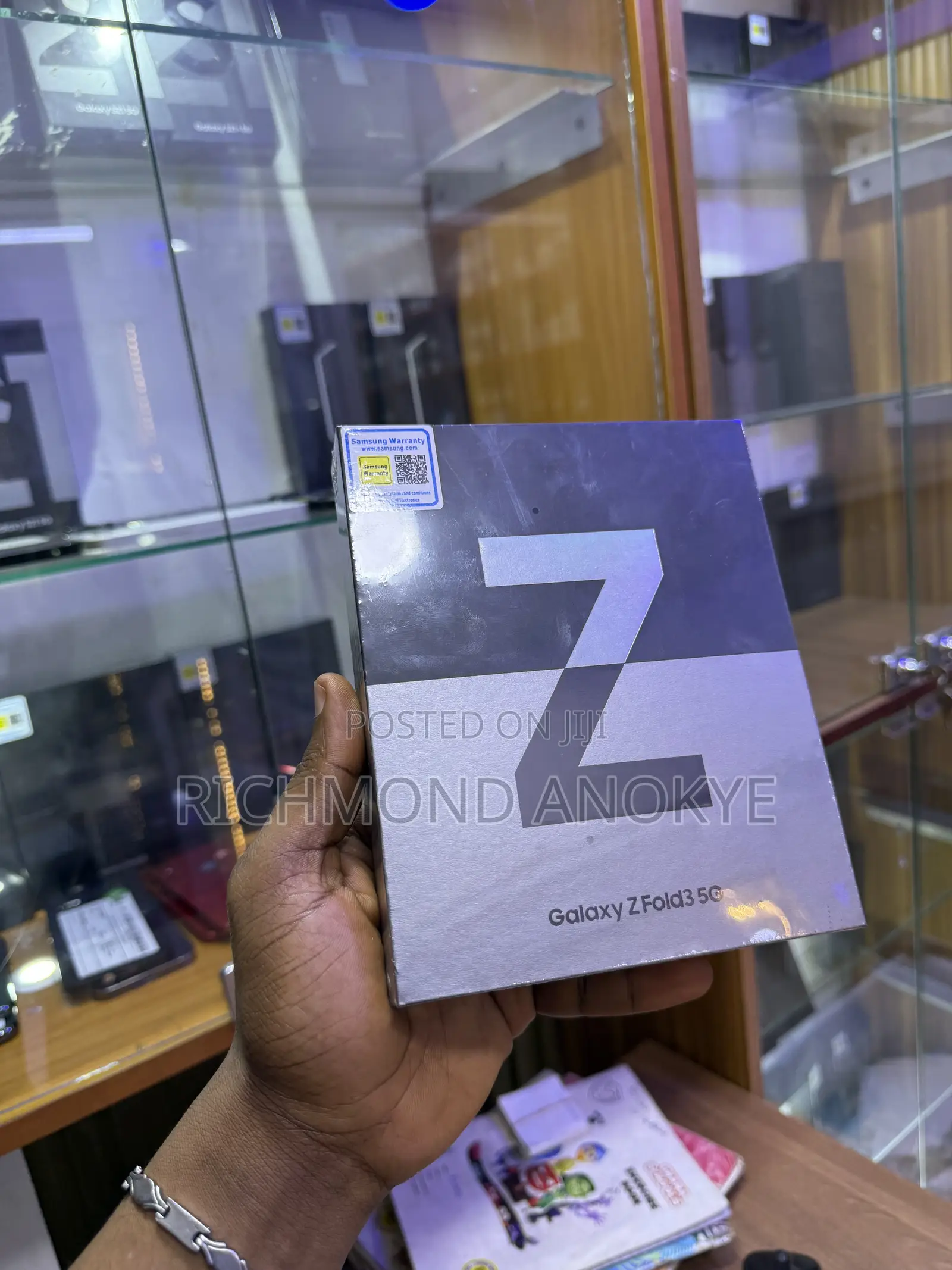 New Samsung Galaxy Z Fold 3 256 GB Black