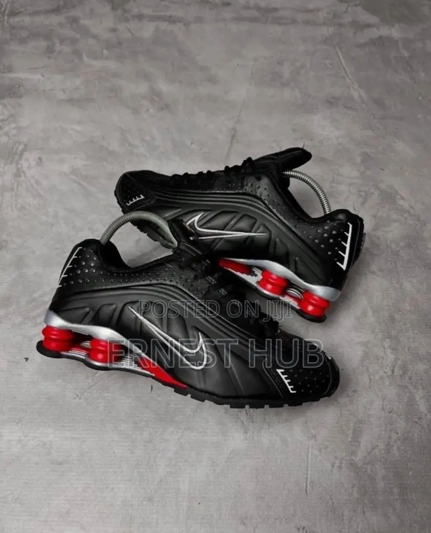 Nike Shox R4