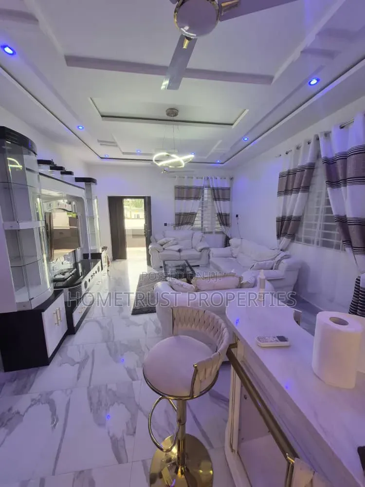4bdrm Duplex in Kwabenya Acp for sale