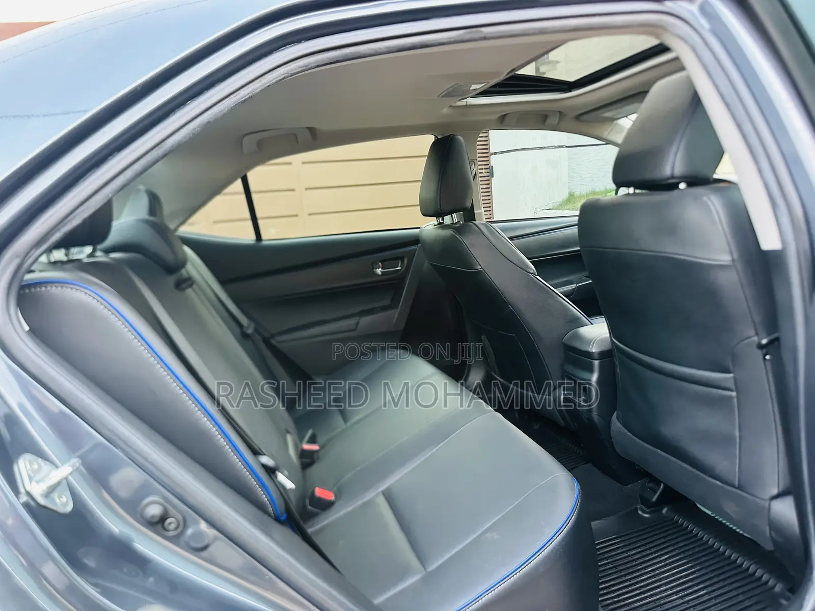 Toyota Corolla XSE (1.8L 4cyl 2A) 2019 Gray