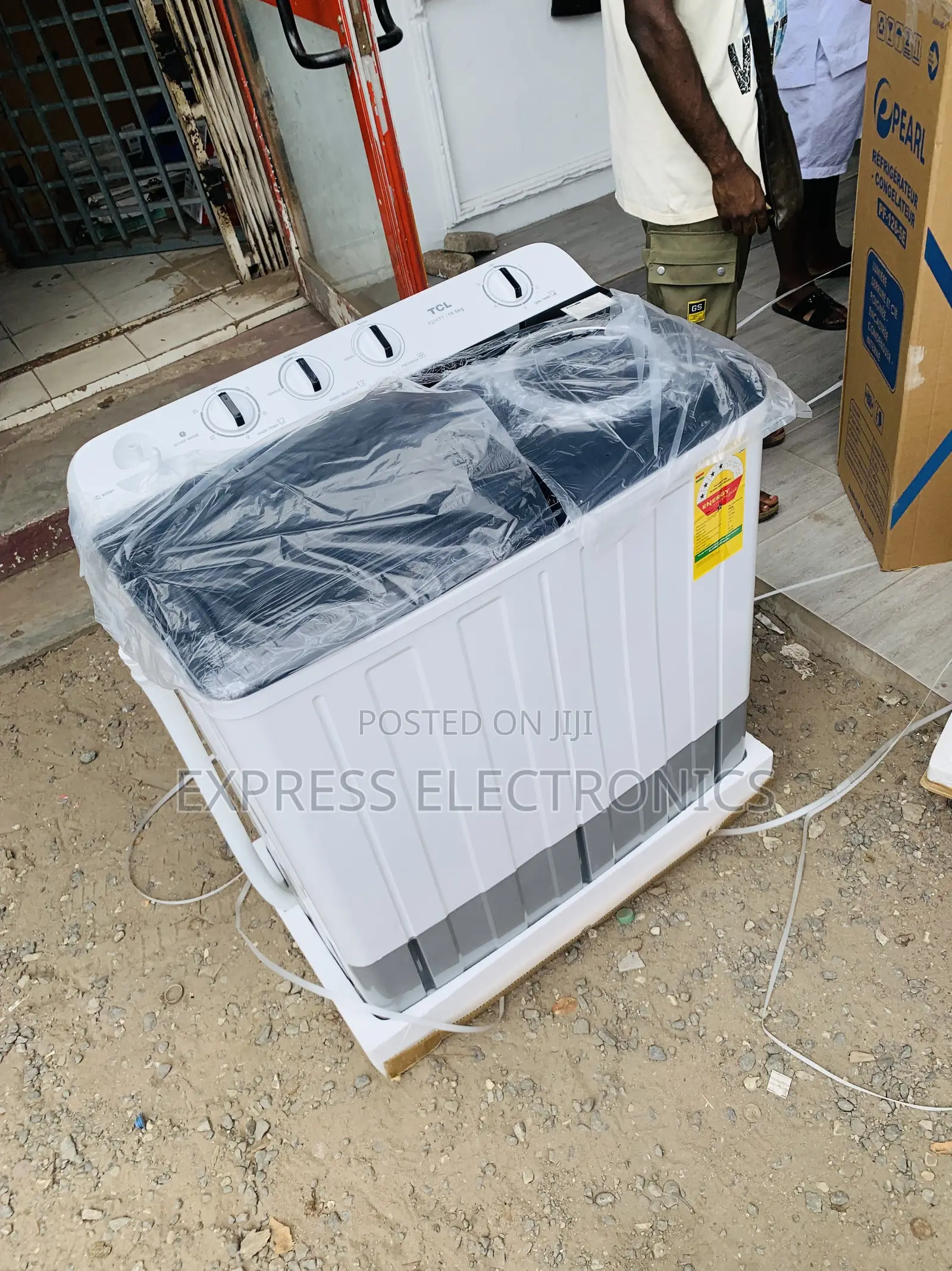Shop 10.5kg Topload Twintub Semi Automatic TCL