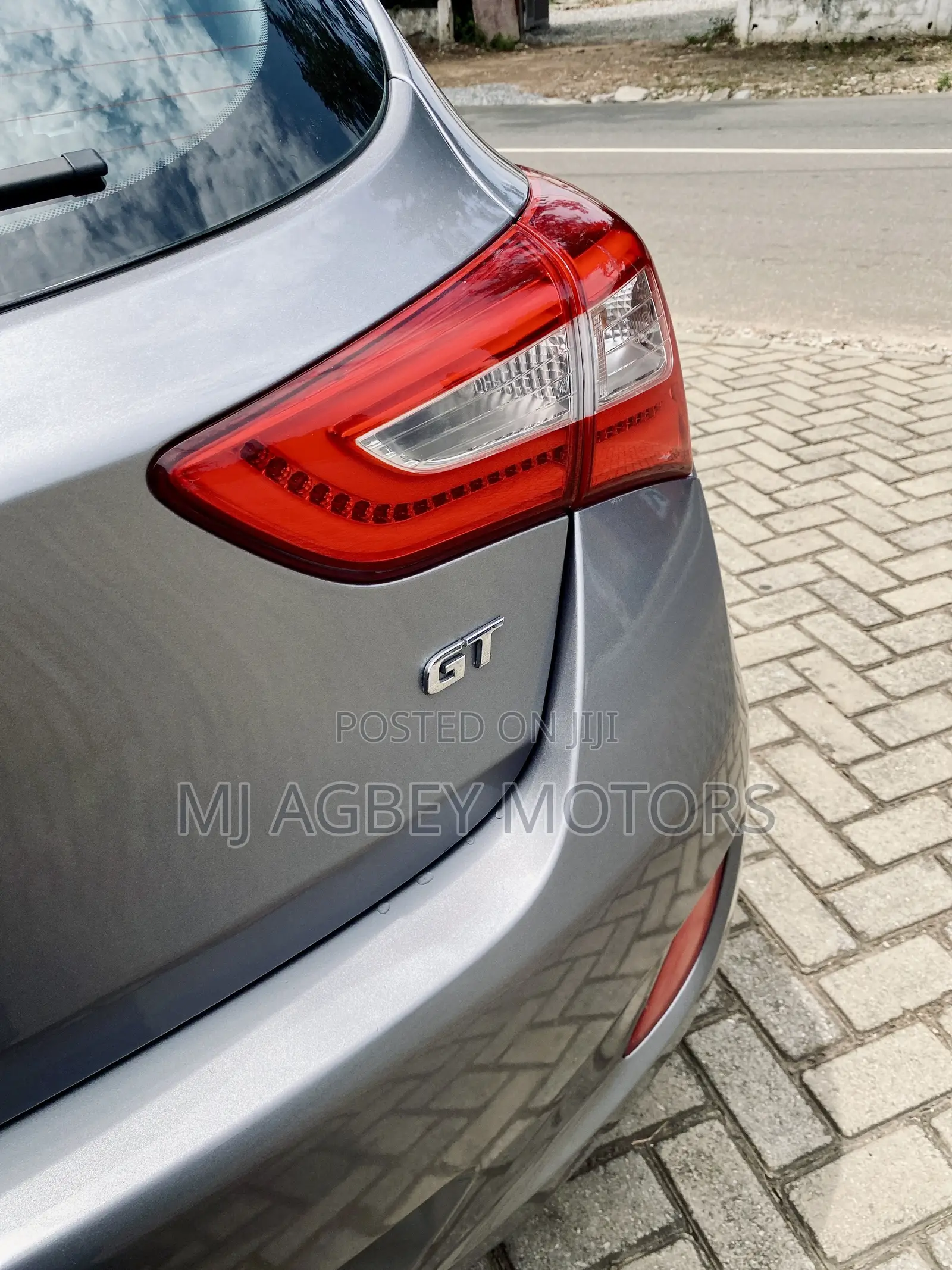 Hyundai Elantra 2016 Silver