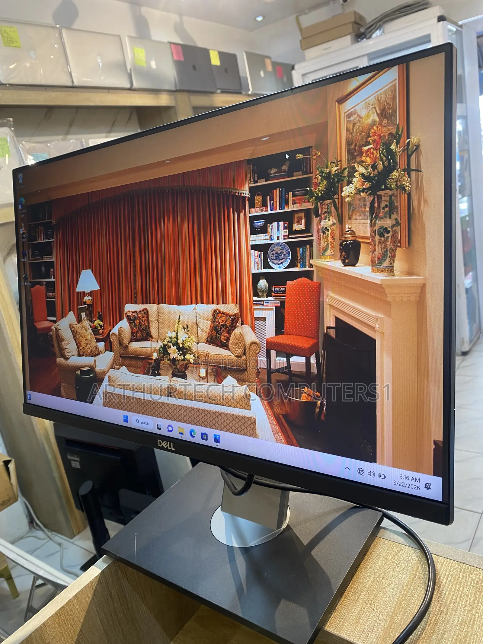 Dell Flat Panel Monitor 2019