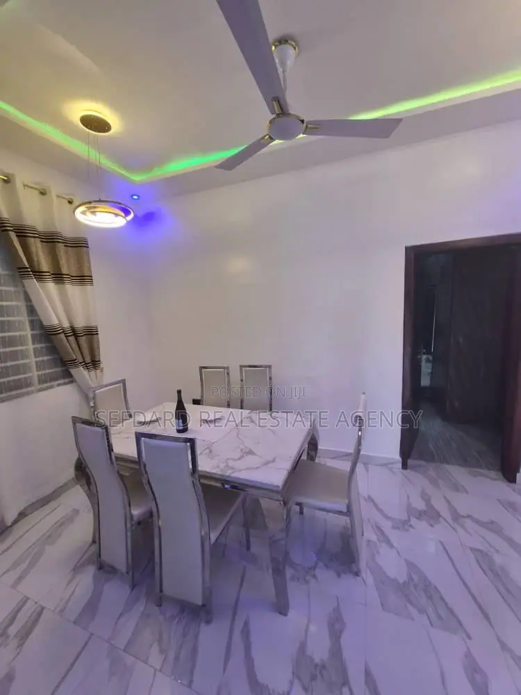 4bdrm House in Sefdard Properties, Kwabenya for sale