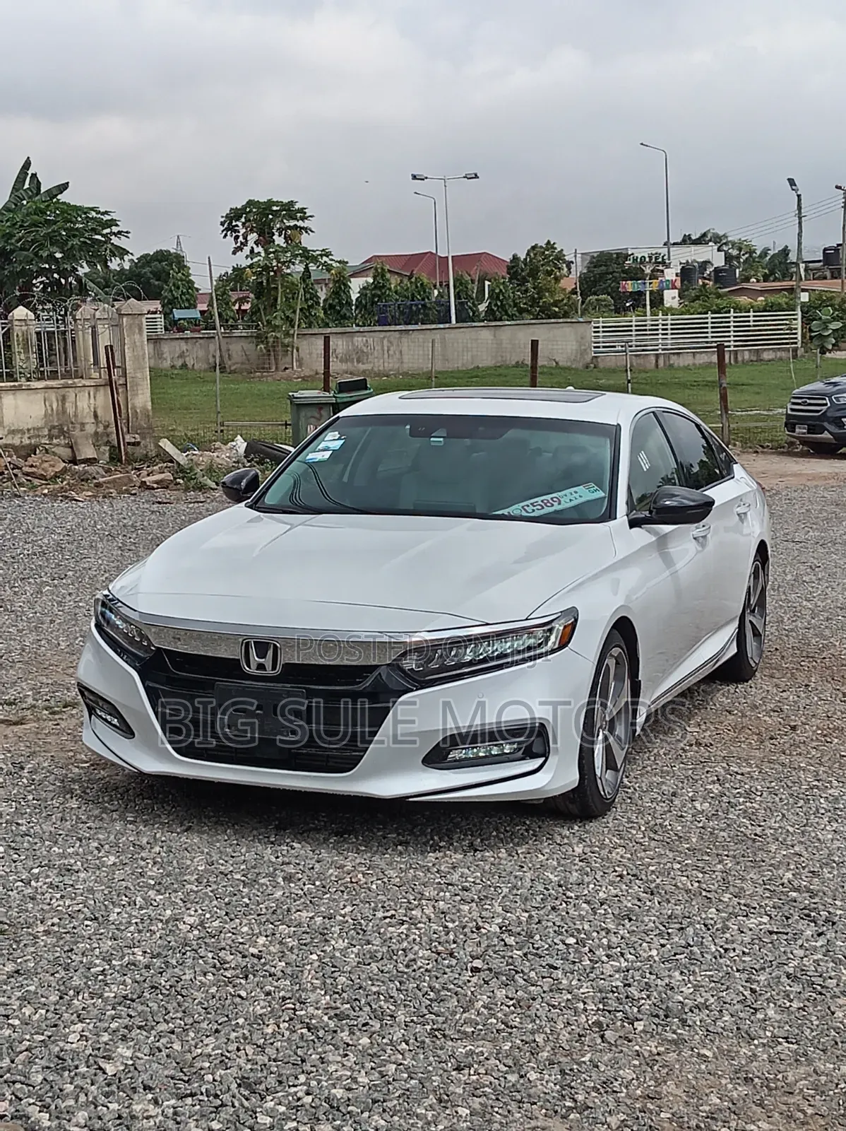 Honda Accord Touring 2.0T 2020 White