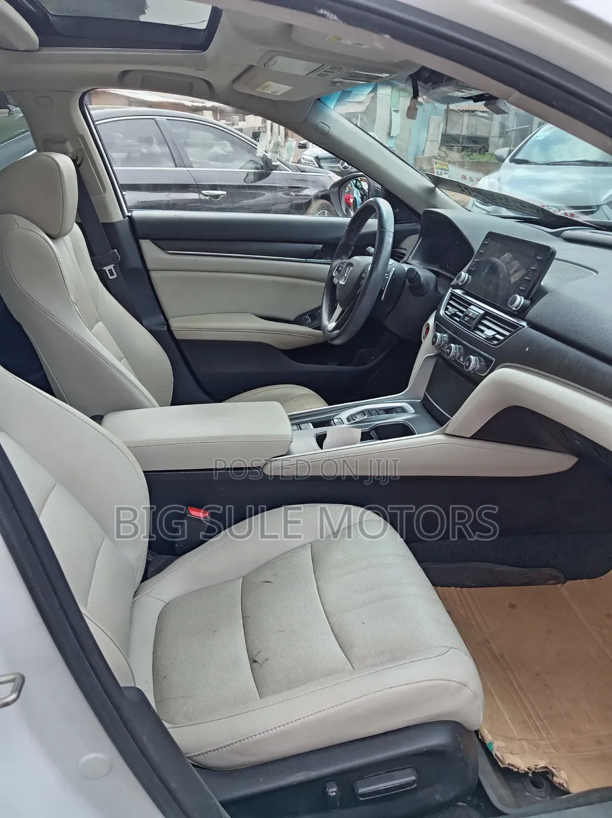 Honda Accord Touring 2.0T 2020 White