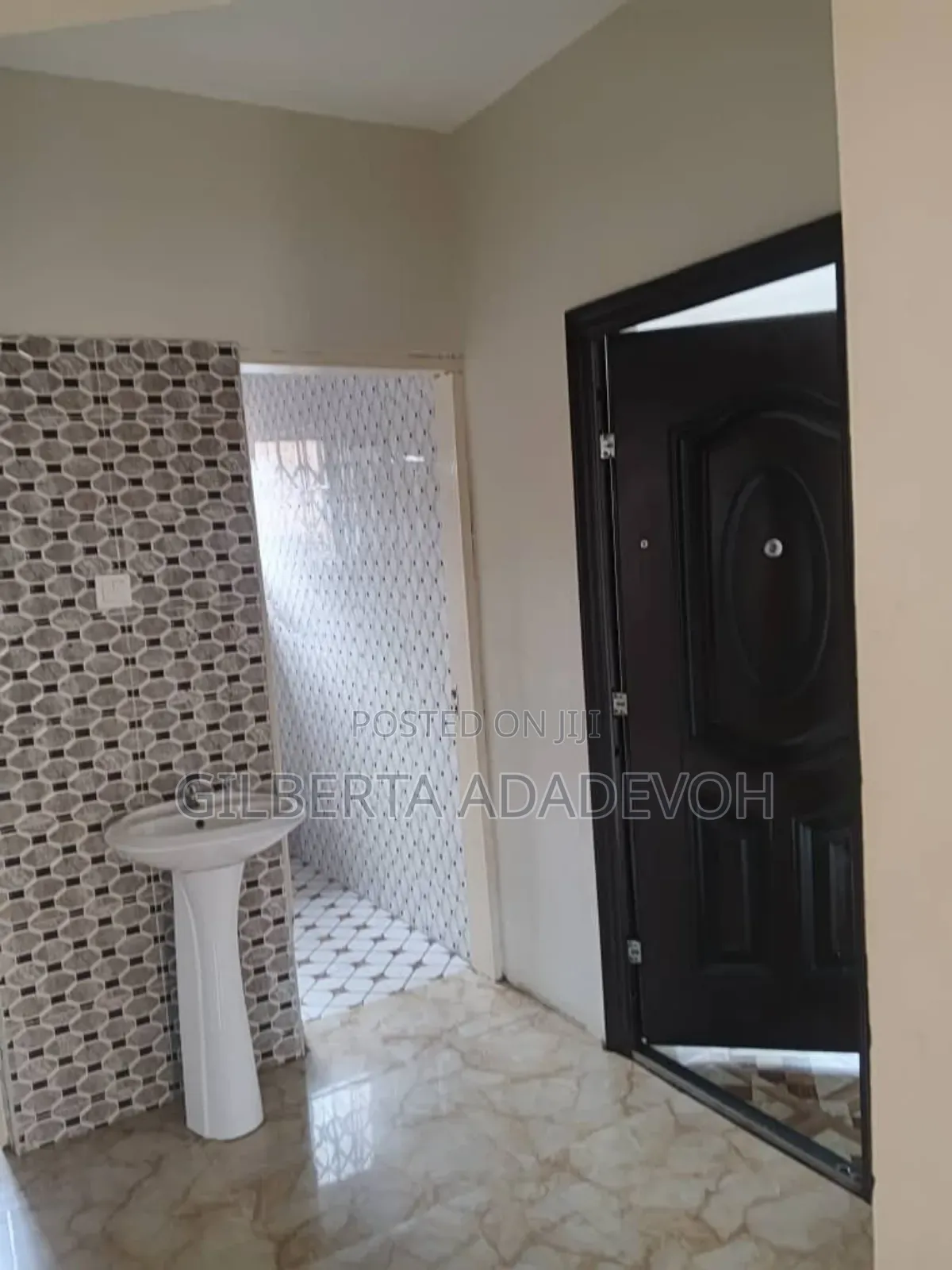 2bdrm Apartment in Amanfro, Frafraha for rent