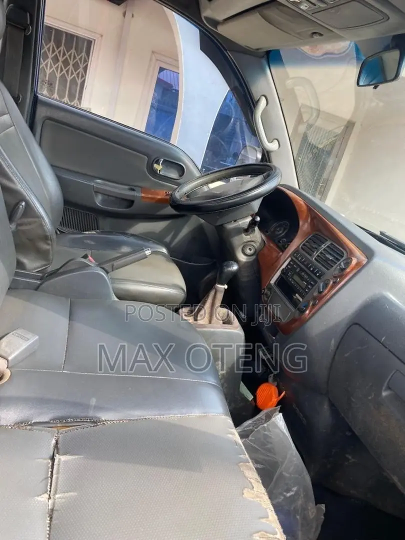 Kia Bongo 2010 Blue
