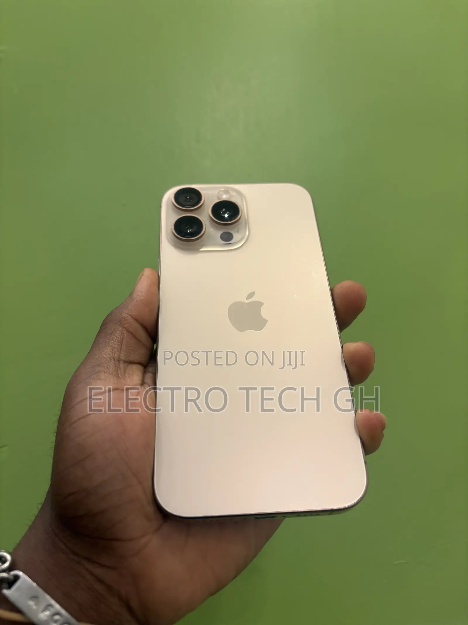 Apple iPhone 16 Pro Max 256 GB Gold