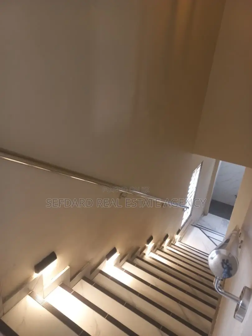 4bdrm House in Sefdard Properties, East Legon for sale