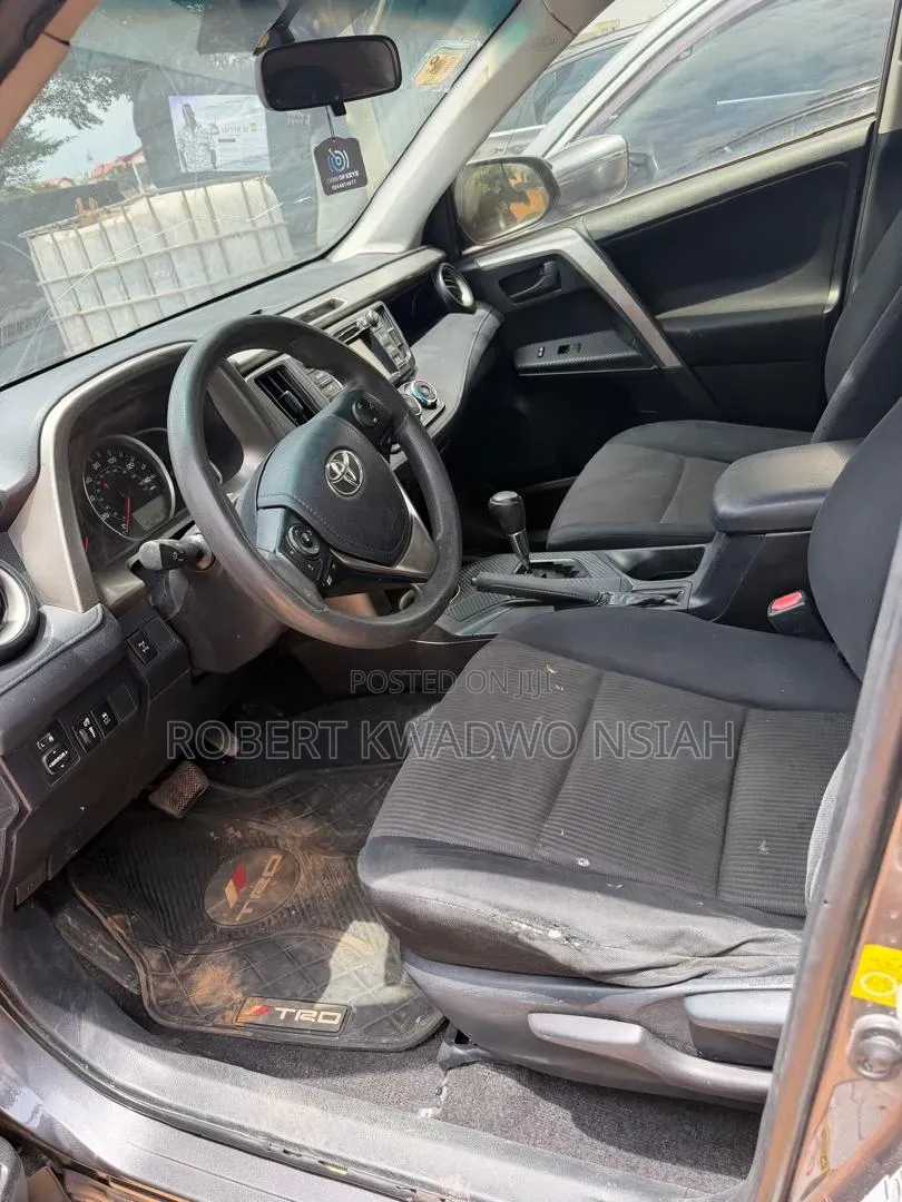 Toyota RAV4 LE 4dr SUV AWD (2.5L 4cyl 6A) 2014 Black