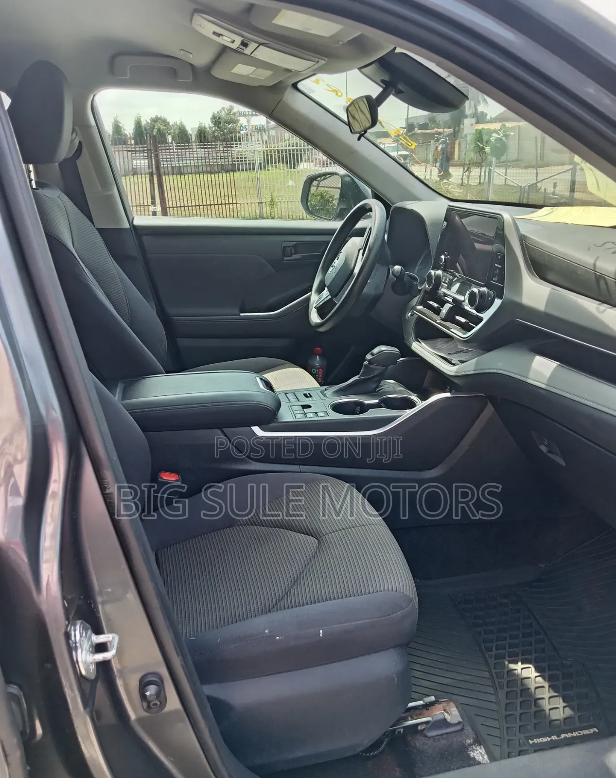 Toyota Highlander L AWD 2023 Silver