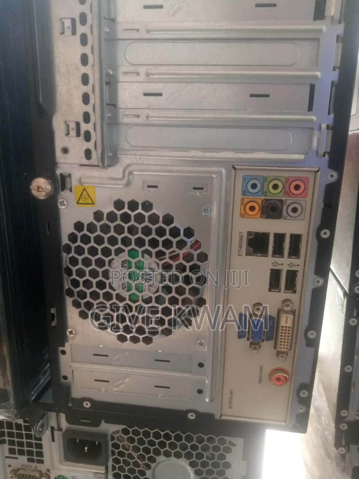 Desktop Computer HP 8GB AMD HDD 500GB