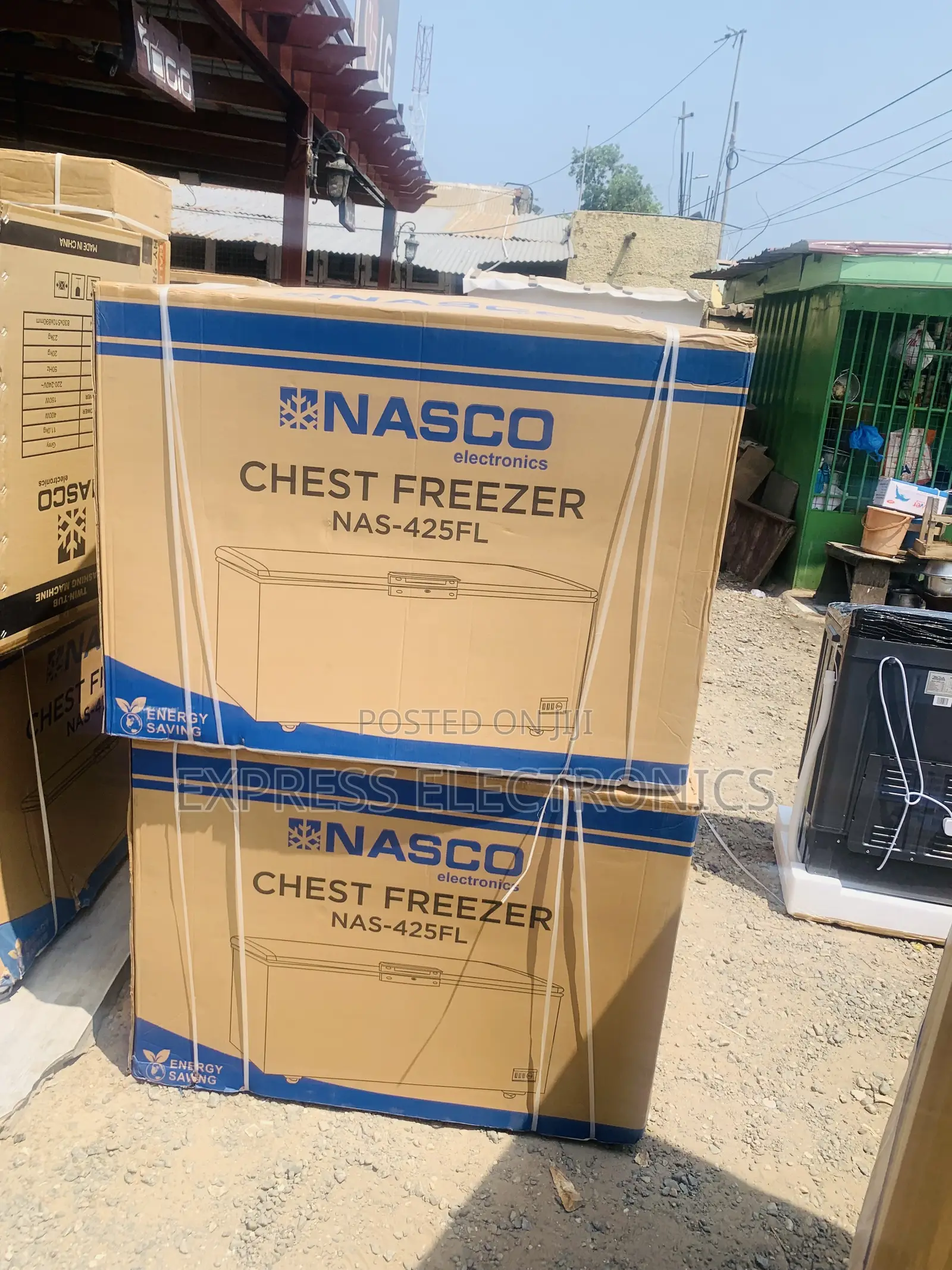 Freestanding Nasco 318L Chest NAS-425FL Energy-Efficient Deep Freezer