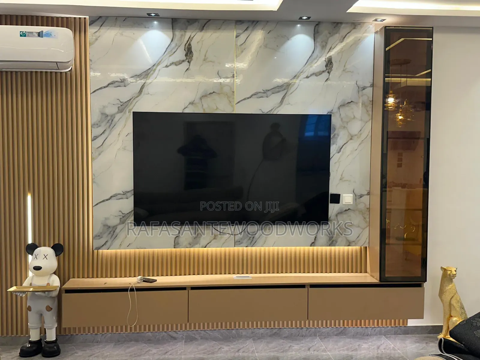 RAF TV Unit With Well Panels and Mabel Board