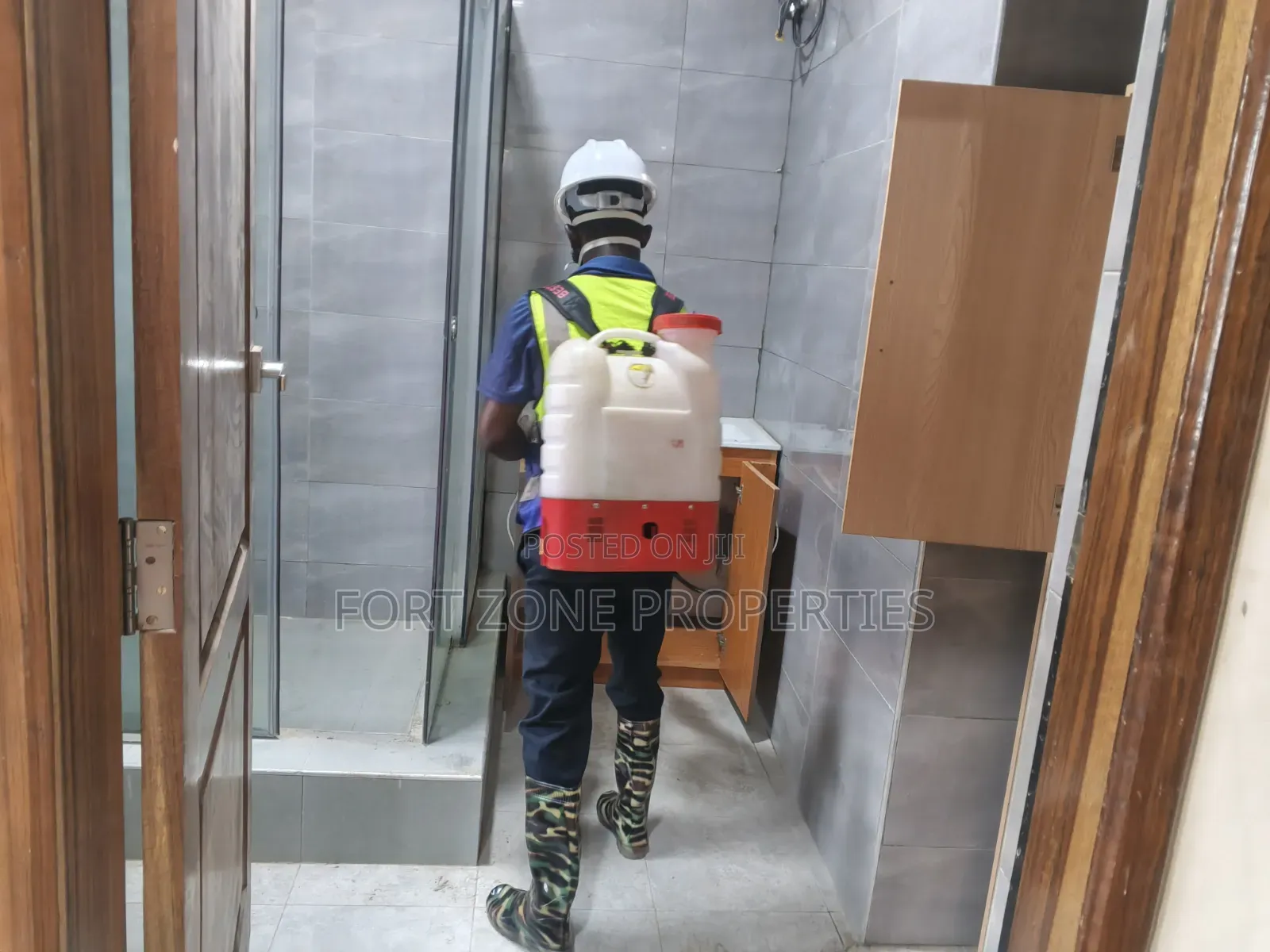 Legends Fumigation Wiry Cleantex
