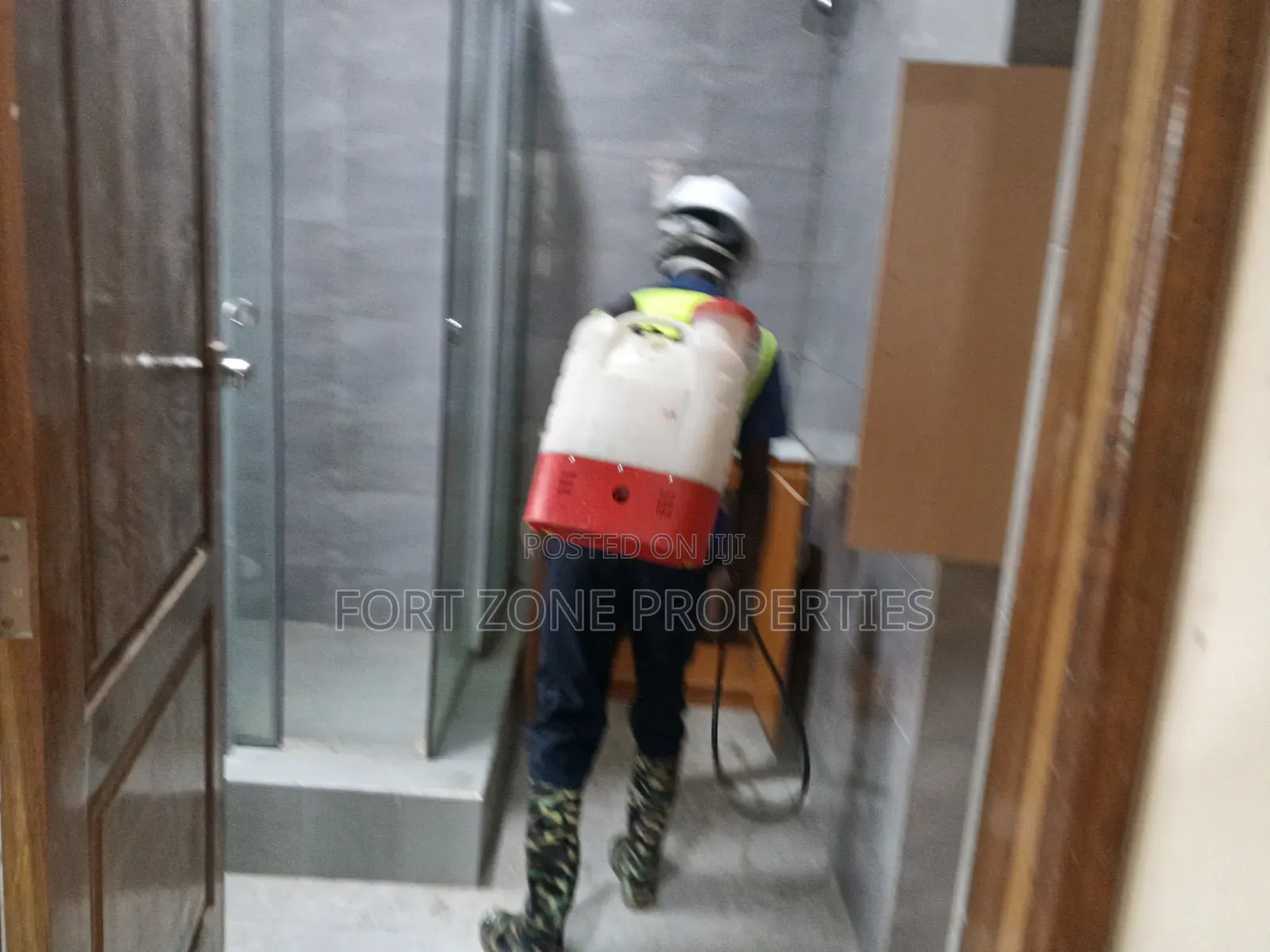 Legends Fumigation Wiry Cleantex