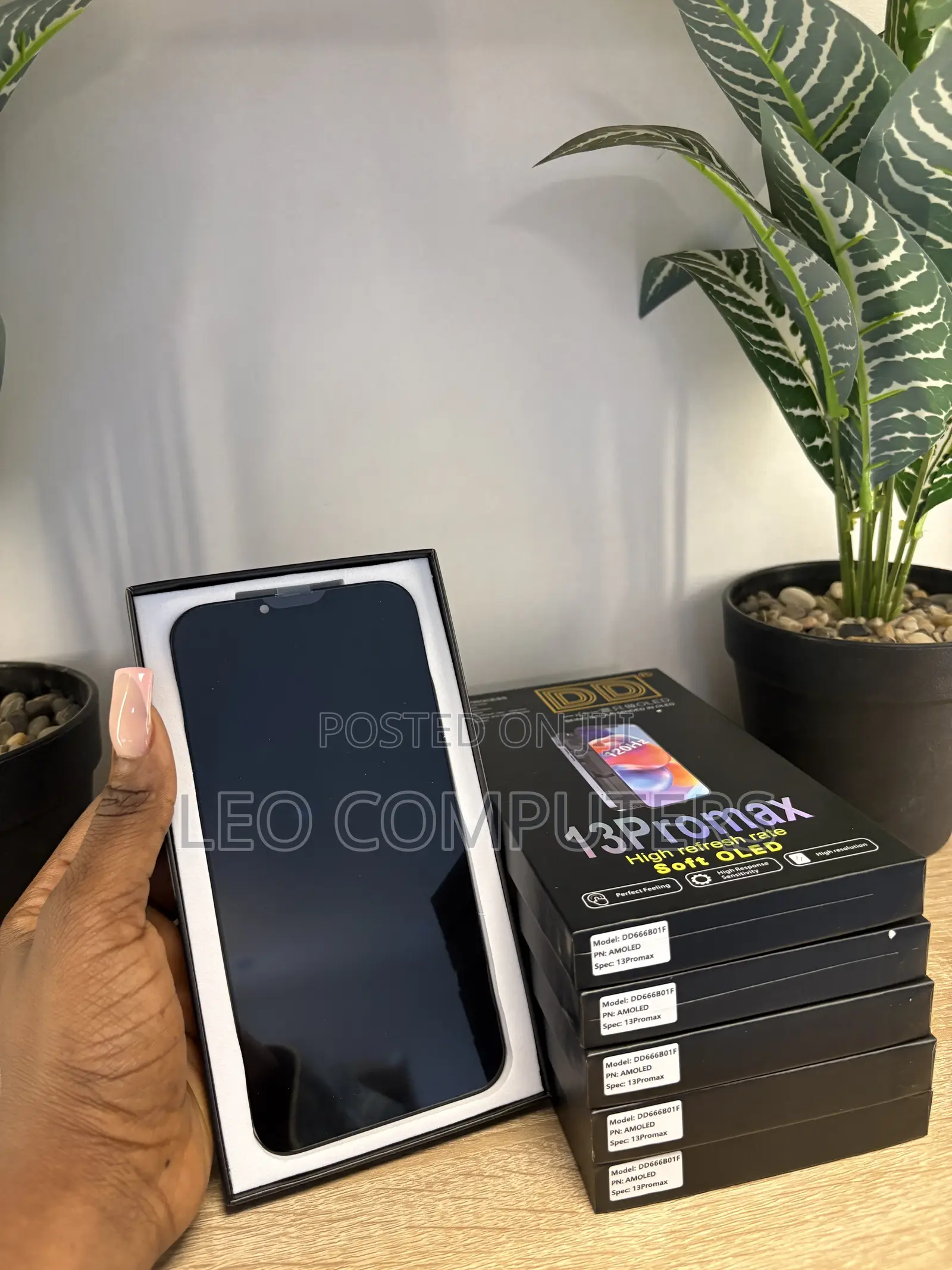 iPhone 13 Promax Screen