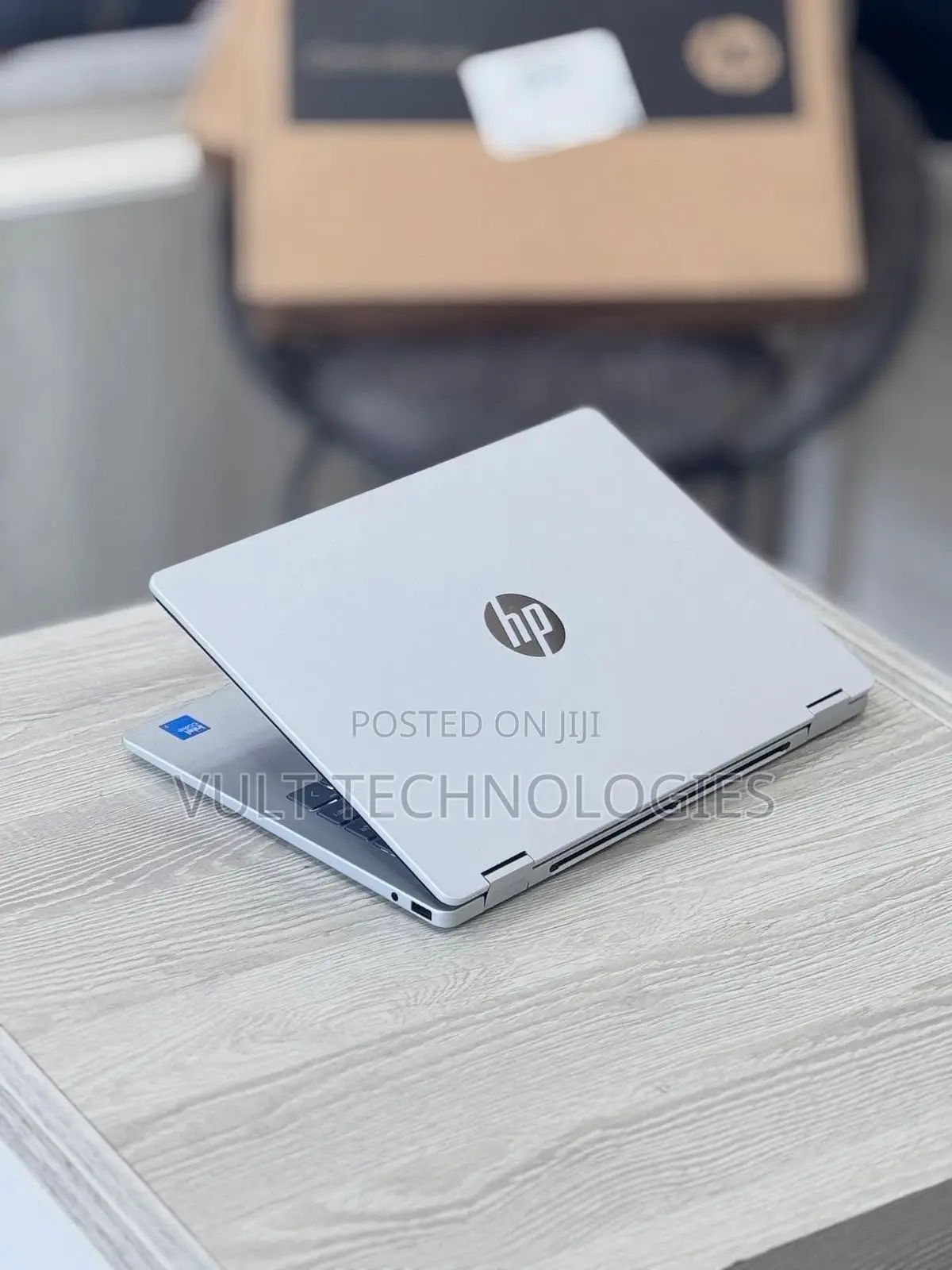 New Laptop HP OmniBook 5 Flip 16GB Intel Core 7 SSD 512GB