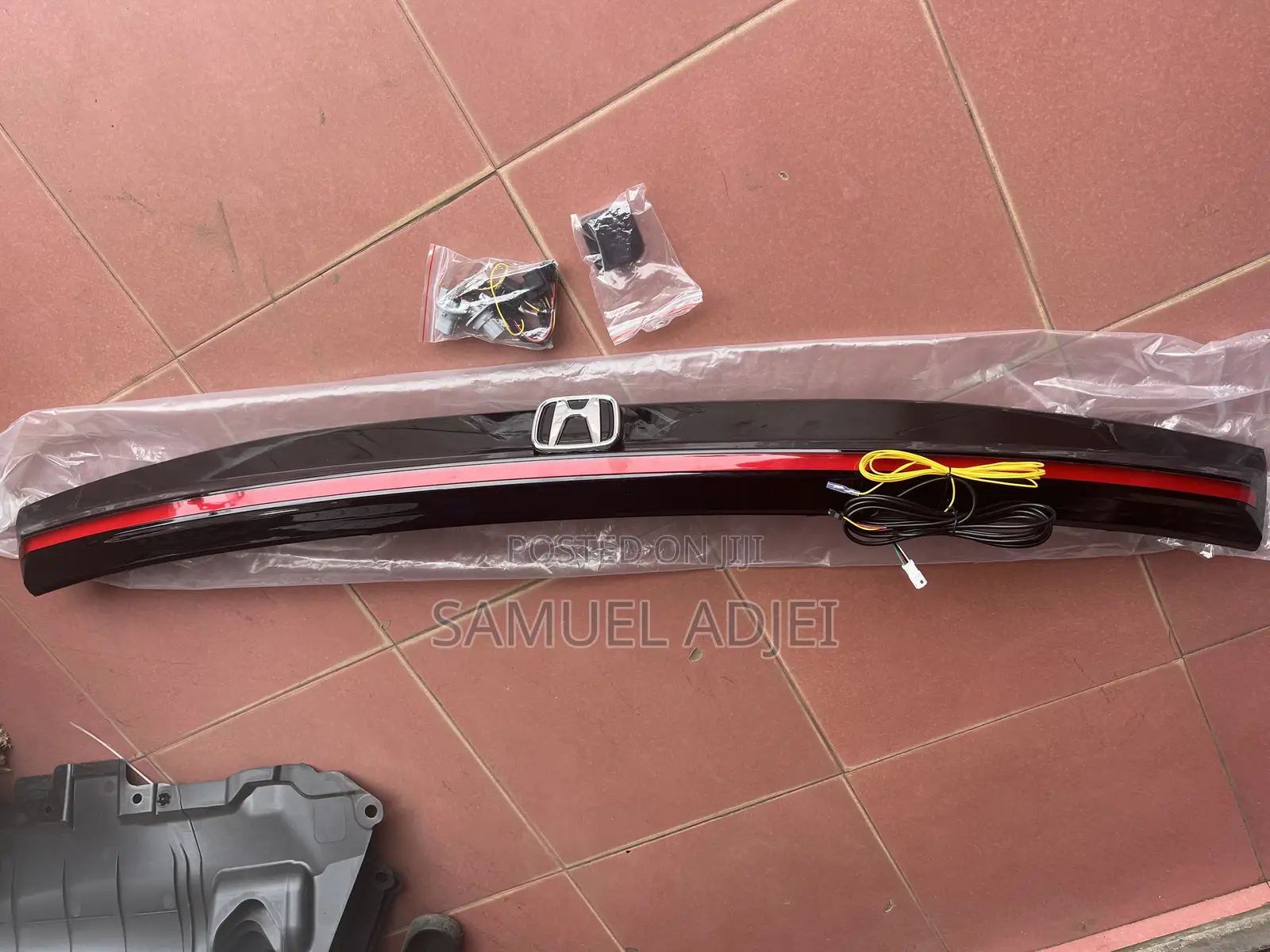Honda CRV 2023 to 2025 Spec Boat Moulding.