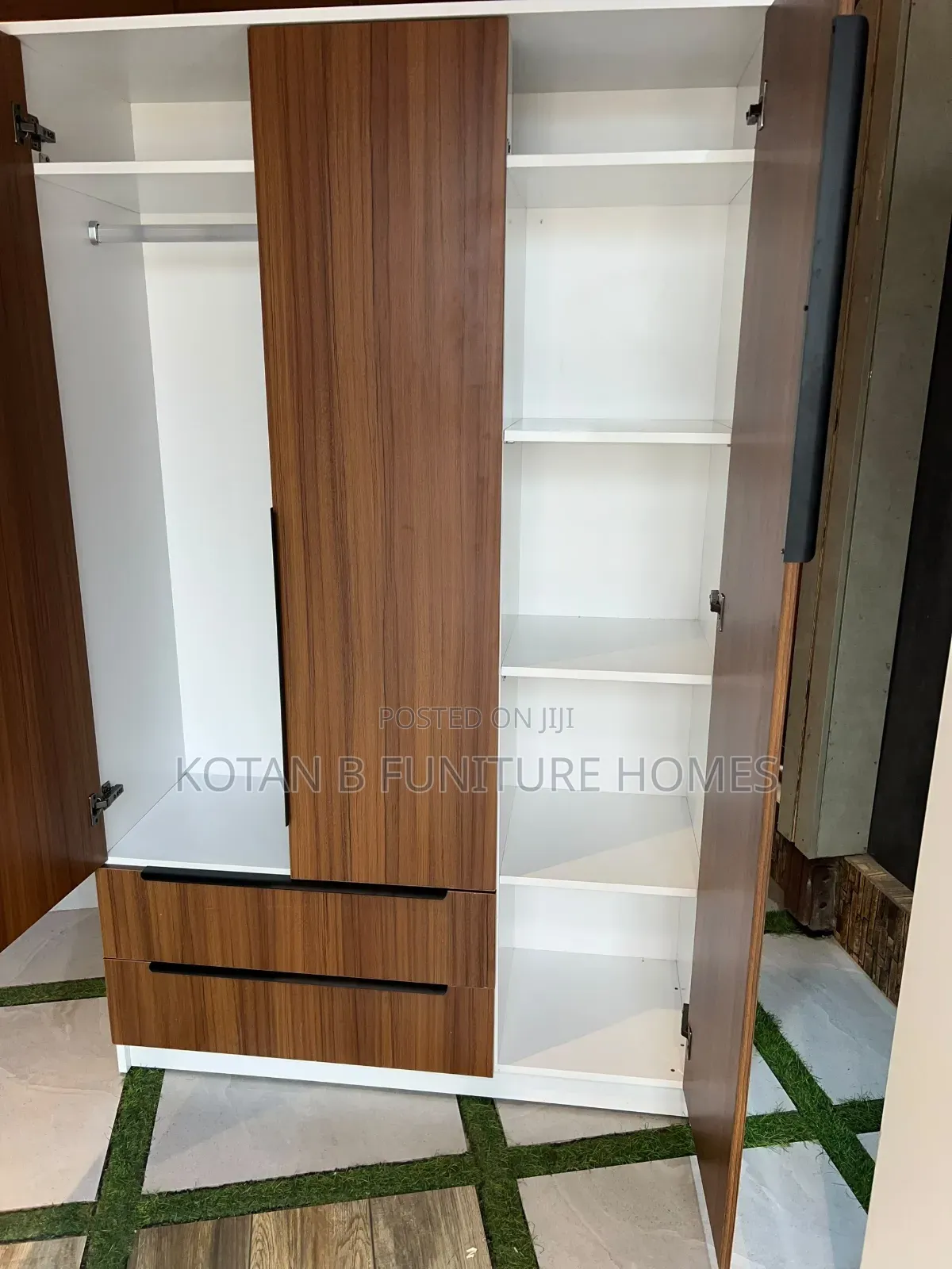 2in1 Wardrobe With Mirror