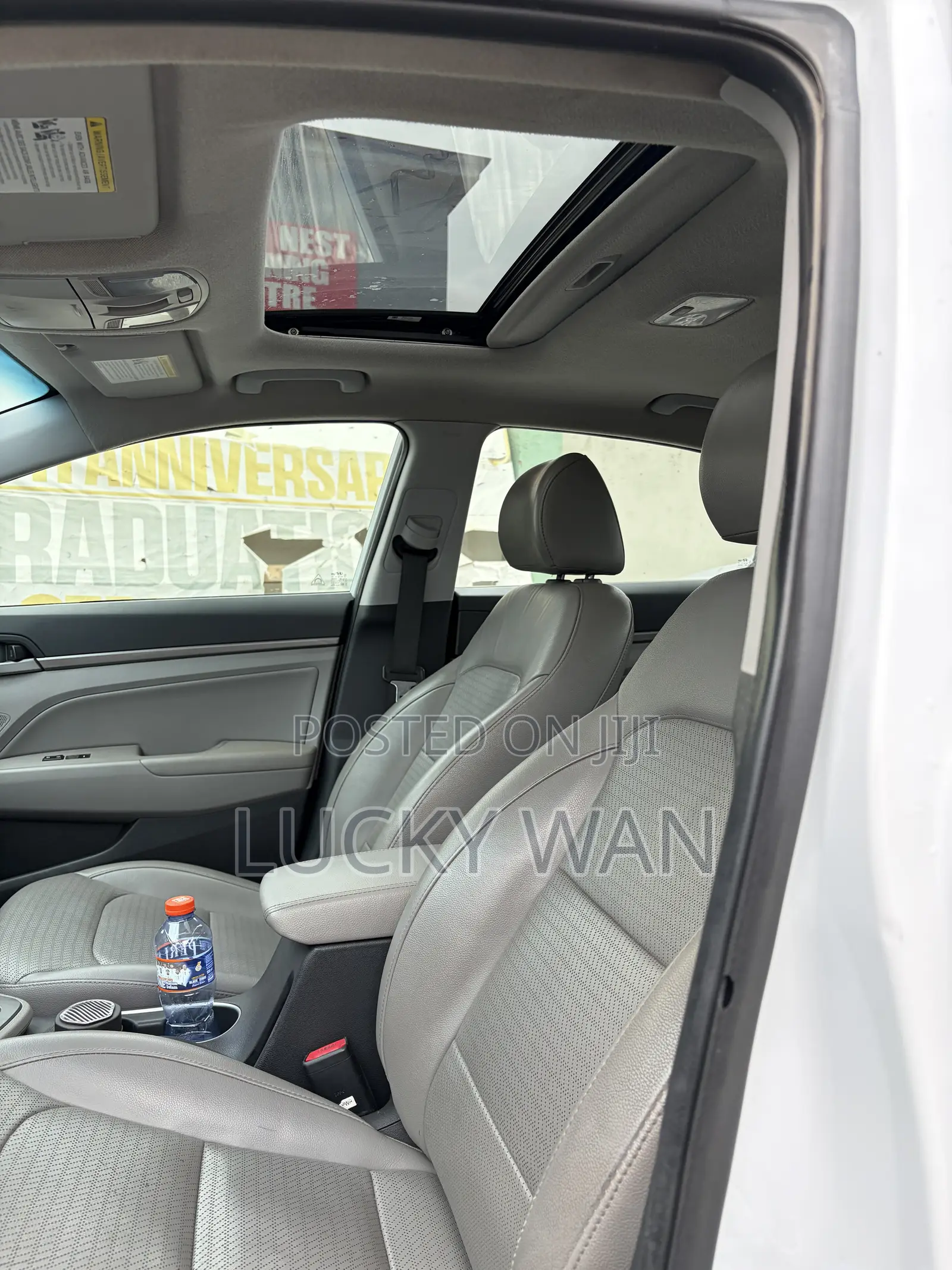 Hyundai Elantra Limited Sedan FWD (2.0L 4cyl 6A) 2017 White