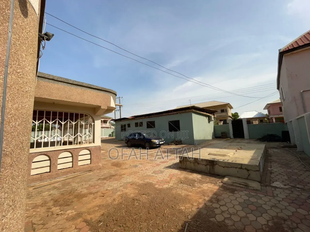 8bdrm House in Abuakwa Maakro, Kumasi Metropolitan for sale