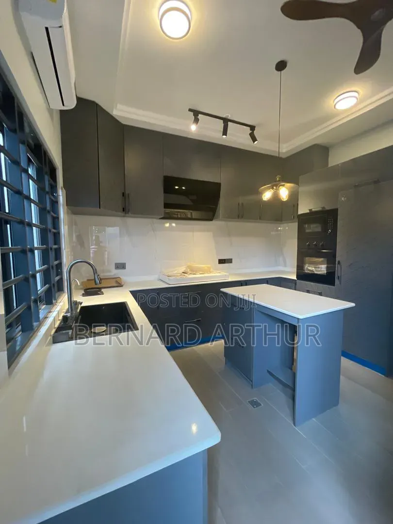 4bdrm Duplex in Bernard Agency, School Park Area for rent